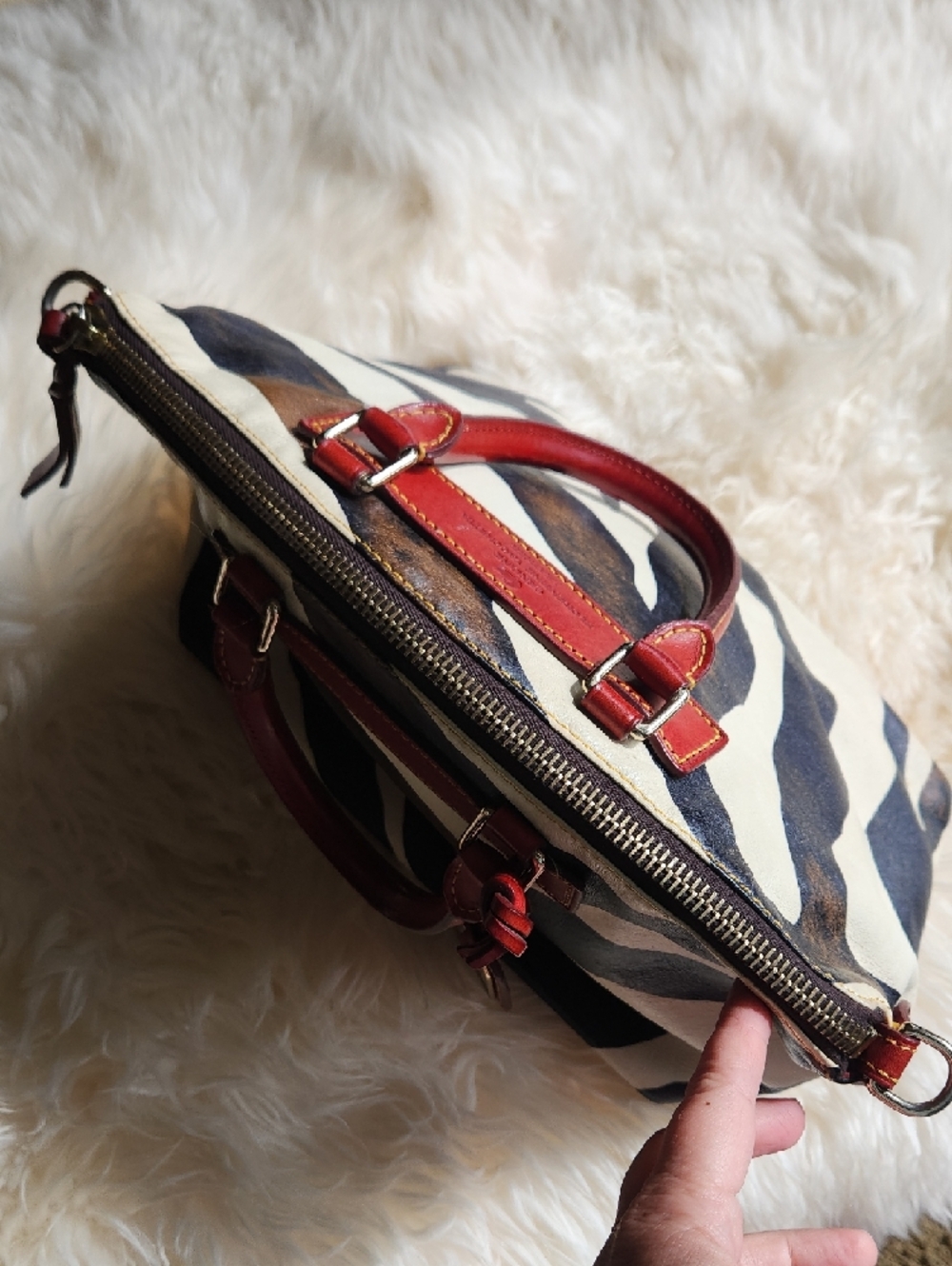Vtg Dooney & Bourke Zebra-Print Satchel with Red Leather Accents Rehab Bag - Picture 5 of 13